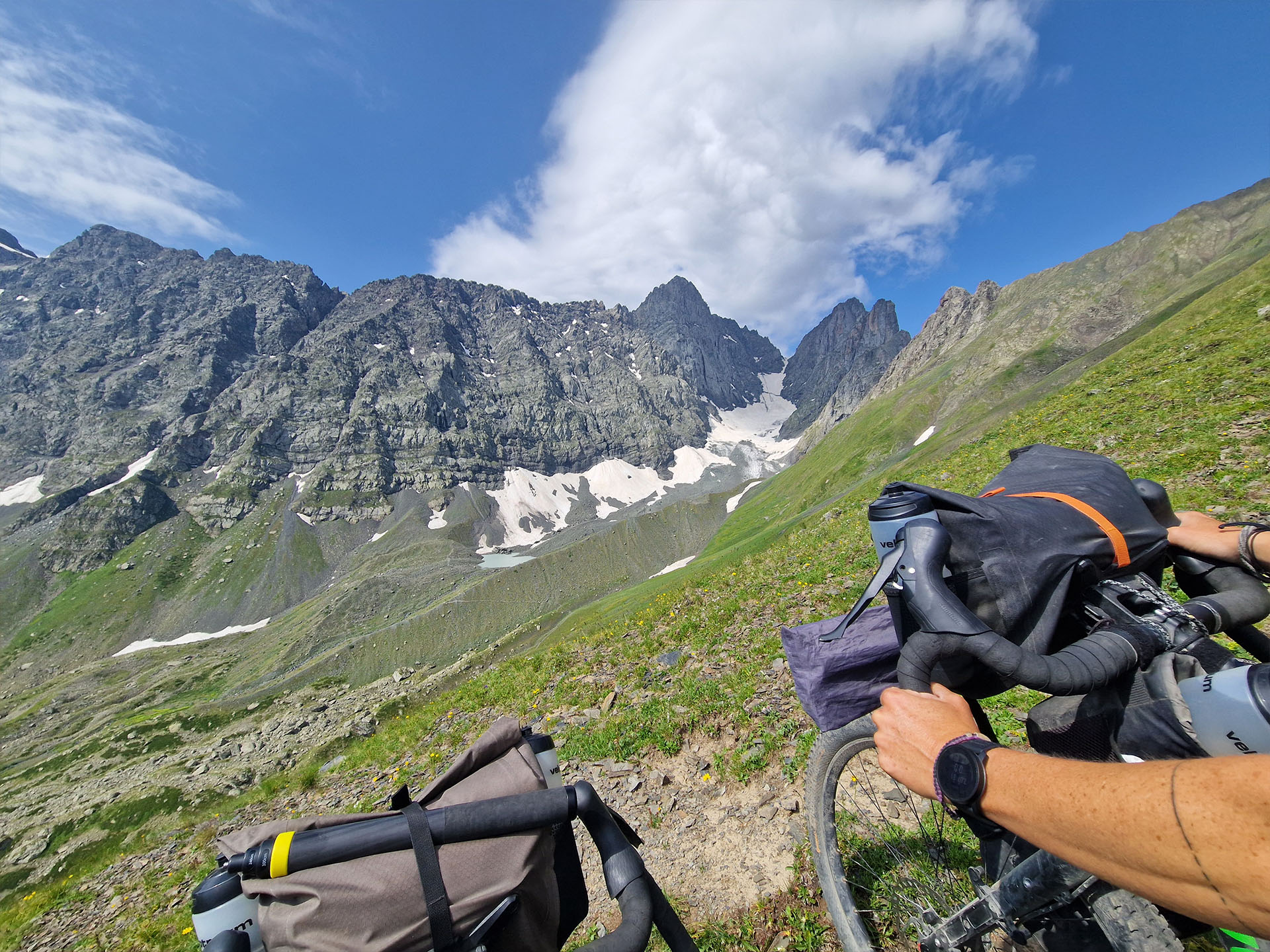 Georgien – Am Weg zum Chaukhi Pass